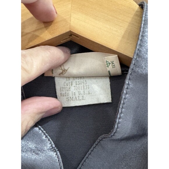 True Vintage Bonnie Strauss Size S Metallic Gray Button Up Long Line Blouse - Picture 4 of 5